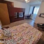 Cozy Flat Near Metro And Centrum